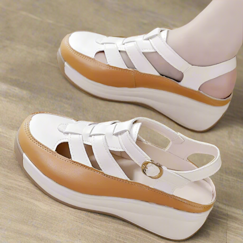 Stabile Keilsandalen aus Leder mit Airflow – Für sicheren & frischen Schritt