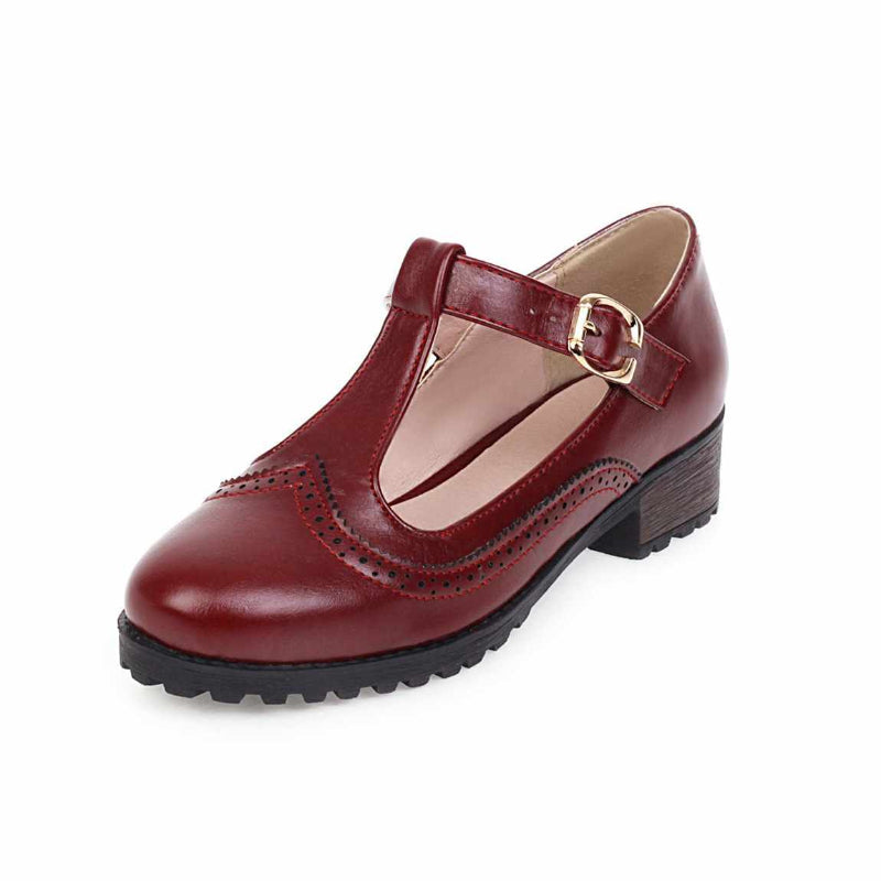 Elegante Oxford-Pumps im klassischen Stil – Zeitlos & stilvoll