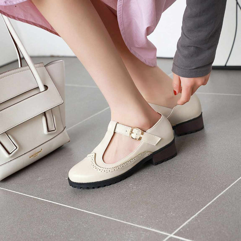 Elegante Oxford-Pumps im klassischen Stil – Zeitlos & stilvoll