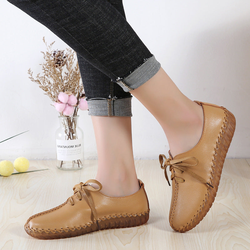 Bequeme orthopädische Low-Top-Schuhe mit flacher Sohle