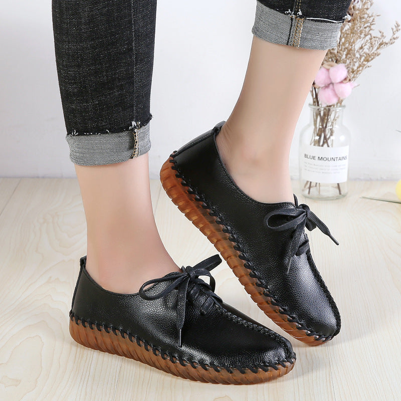 Bequeme orthopädische Low-Top-Schuhe mit flacher Sohle