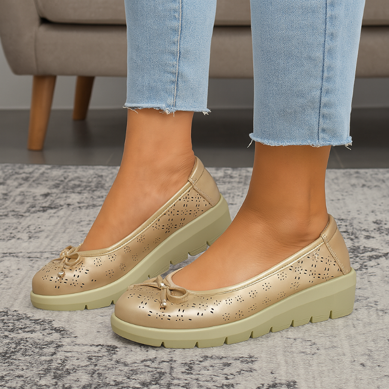 Bequeme Ballerinas Schuhe für Damen, mit dicker Sohle und Lochmuster