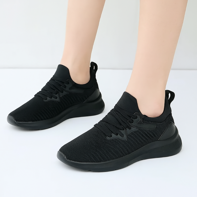 Stützende Sneaker mit versteckter orthopädischer Erhöhung