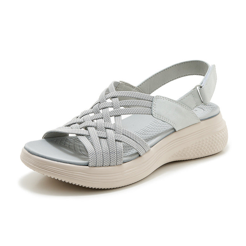 Sommerliche orthopädische Keilsandalen mit ergonomischem Fußbett