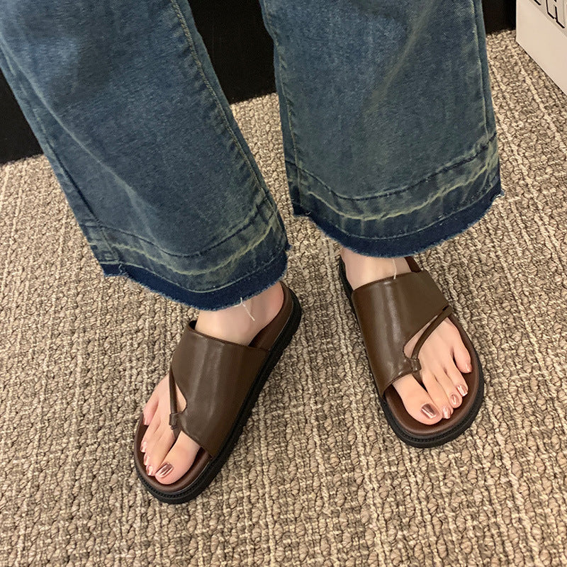 Bequeme Retro-Slipper mit dicker Sohle