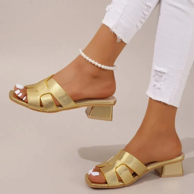 Ballenzeh-Sandalen aus PU-Leder