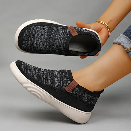 Atmungsaktive Walkingschuhe mit orthopädischer Sohle