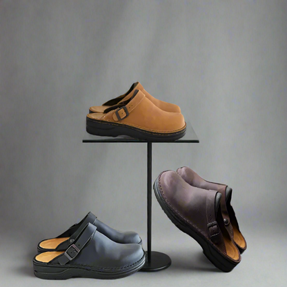 Bequeme Sandalen im klassischen Stil