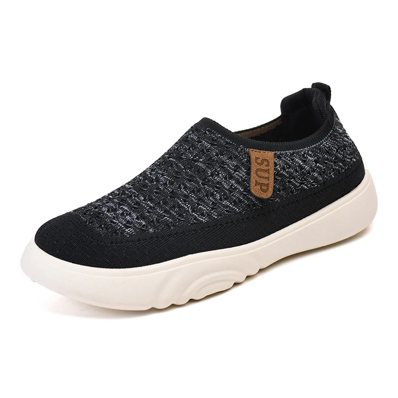 Atmungsaktive Walkingschuhe mit orthopädischer Sohle