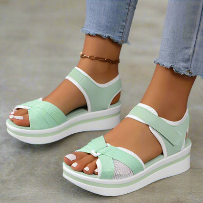 Bequeme Plateausandalen für stilbewusste Damen