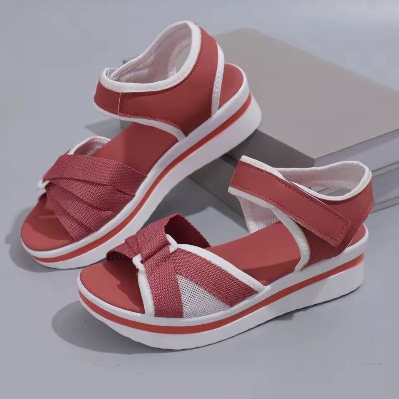 Bequeme Plateausandalen für stilbewusste Damen