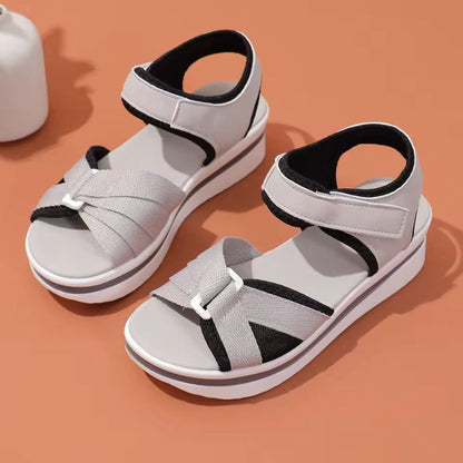 Bequeme Plateausandalen für stilbewusste Damen