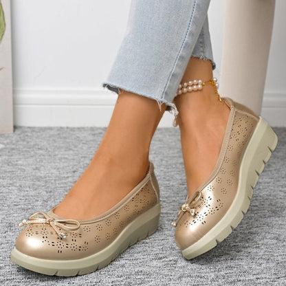 Bequeme Ballerinas Schuhe für Damen, mit dicker Sohle und Lochmuster