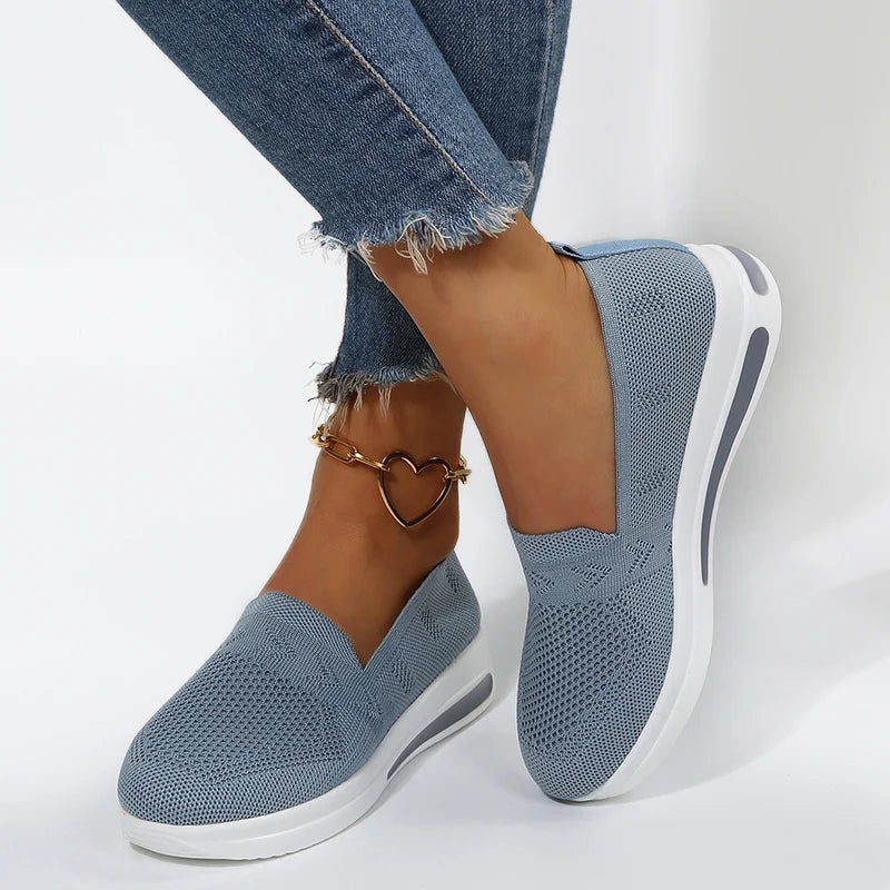 Chice Keilabsatz-Sneaker mit atmungsaktivem Mesh-Obermaterial