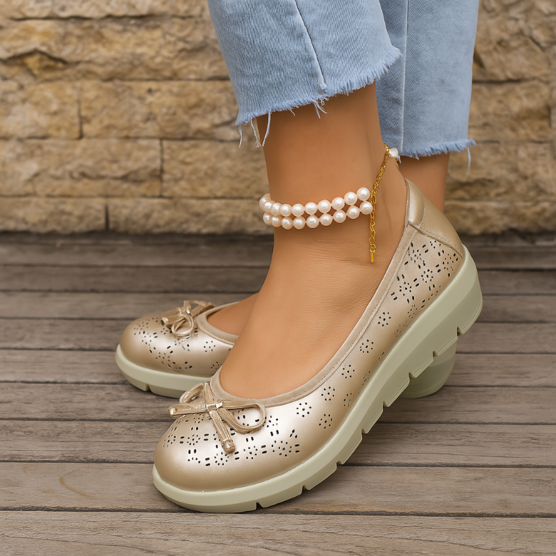 Bequeme Ballerinas Schuhe für Damen, mit dicker Sohle und Lochmuster