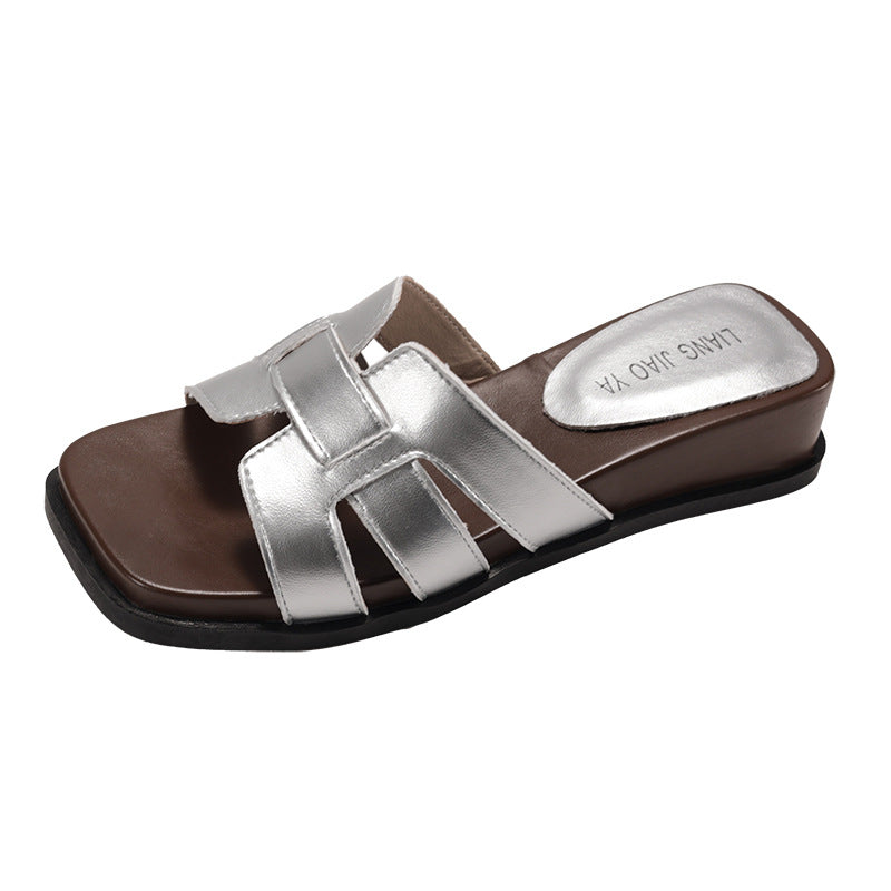 Elegante Damen Pantoletten mit Retro Charme und Keilsohle