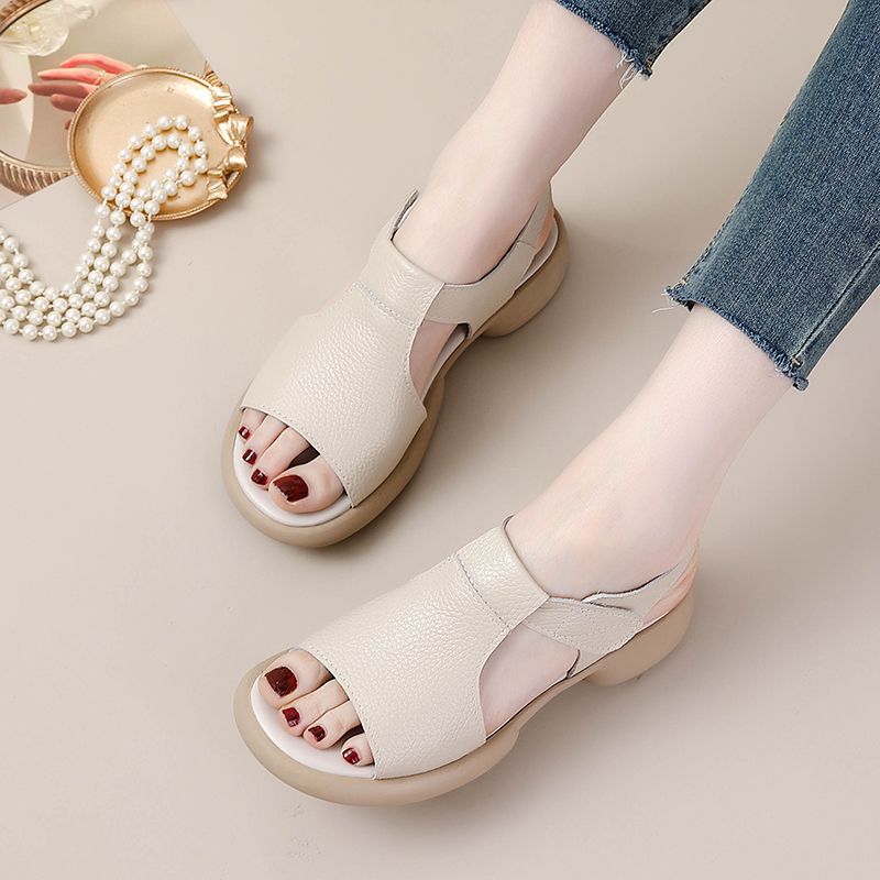 Bequeme Damen-Sandalen mit kleinem Absatz – Offene Zehen & alltagstauglich