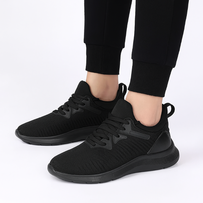 Stützende Sneaker mit versteckter orthopädischer Erhöhung