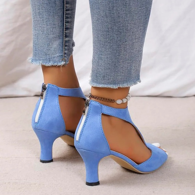 Bequeme Kitten Heels mit orthopädischer Unterstützung