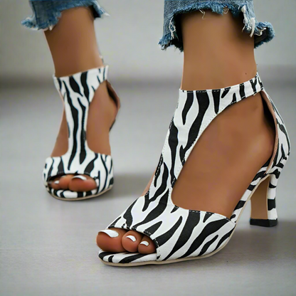 Bequeme Kitten Heels mit orthopädischer Unterstützung